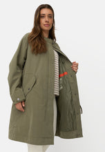 Load image into Gallery viewer, Kápa græn Camel Active