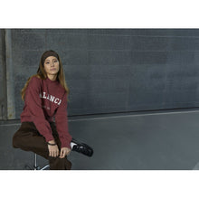 Load image into Gallery viewer, Peysa Maya Rauð