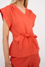 Load image into Gallery viewer, Blússa Lina Appelsínugul