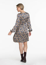Load image into Gallery viewer, Kjóll Satin Boho