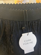 Load image into Gallery viewer, Pils Oui