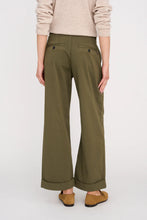 Load image into Gallery viewer, Buxur Birkin Weekend Cropped Grænar