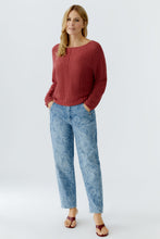 Load image into Gallery viewer, Peysa Oui Rauð