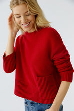 Load image into Gallery viewer, Peysa Oui Scarlet Rauð