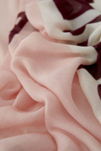Sjal Rose Red Oui
