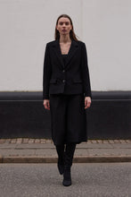 Load image into Gallery viewer, Jakki Elisia Svartur