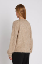 Load image into Gallery viewer, Peysa Peonora Ljós