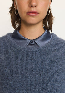 Peysa Camilla Blá
