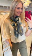 Load image into Gallery viewer, Sjal Skófir - Cashmere