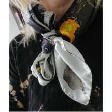 Load image into Gallery viewer, Sjal Selir - Silki